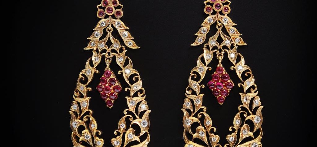 Peranakan Grapes Earrings (Sold)